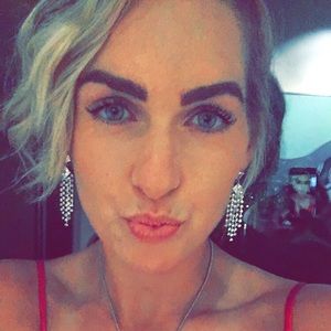 Meet your Posher, Molly